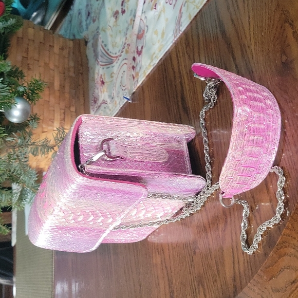 Nwot genuian leather Handbag - Picture 2 of 4